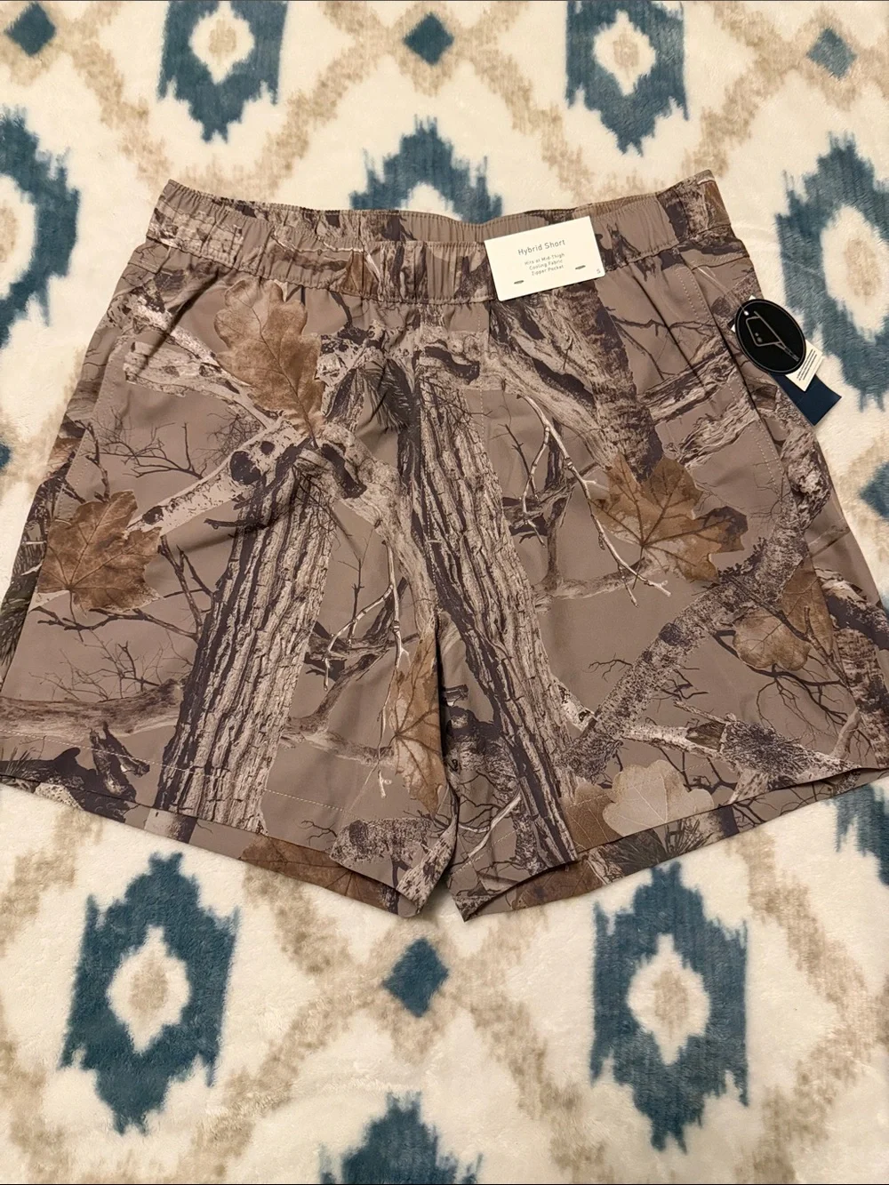 Hollister Men’s Camouflage Utility Shorts - Taupe Brown